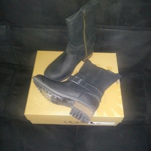 👢UGG boots